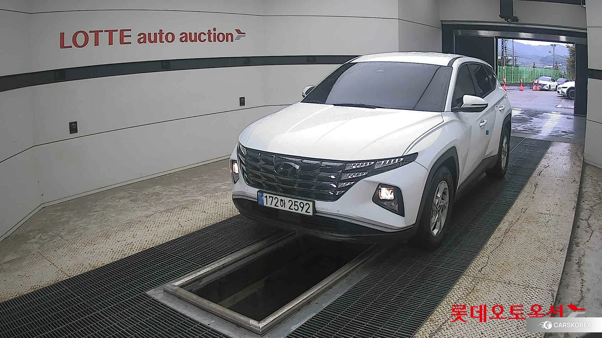 Hyundai Tucson 2022 Creamy White Pearl из Кореи