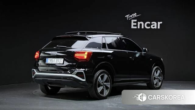 Audi Q2 2023 Черный из Кореи