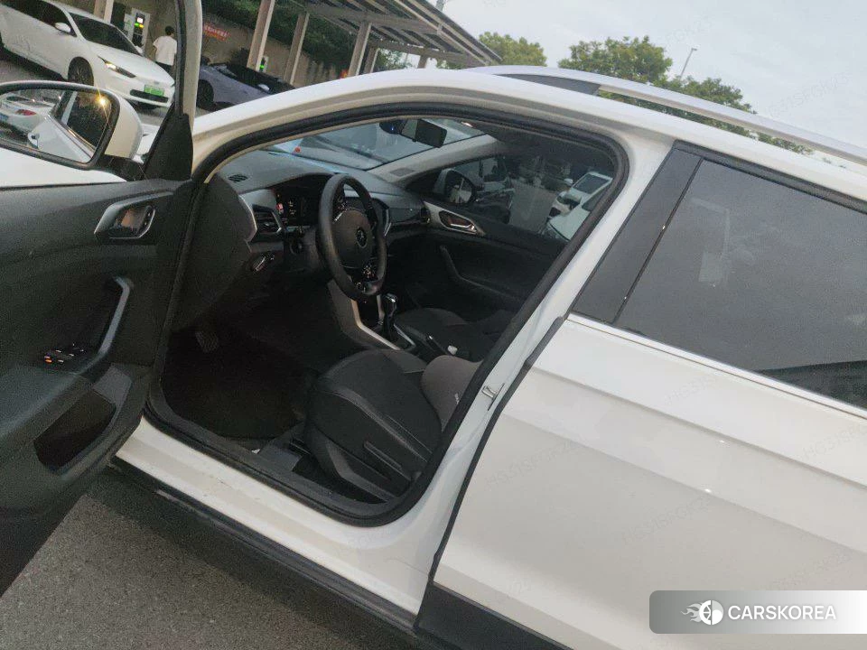 Volkswagen T-Cross 2021 Белый из Китая