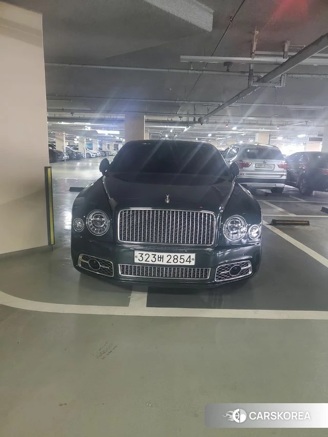 Bentley Mulshan 2018 Светло-зеленый из Кореи