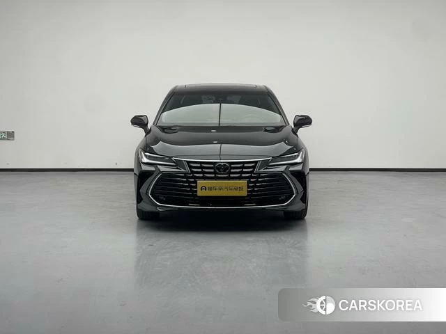 Toyota Avalon 2023 Черный из Китая