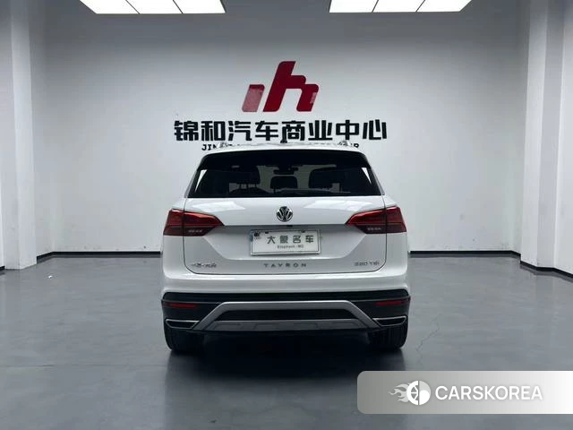 Volkswagen Tayron 2023 Белый из Китая