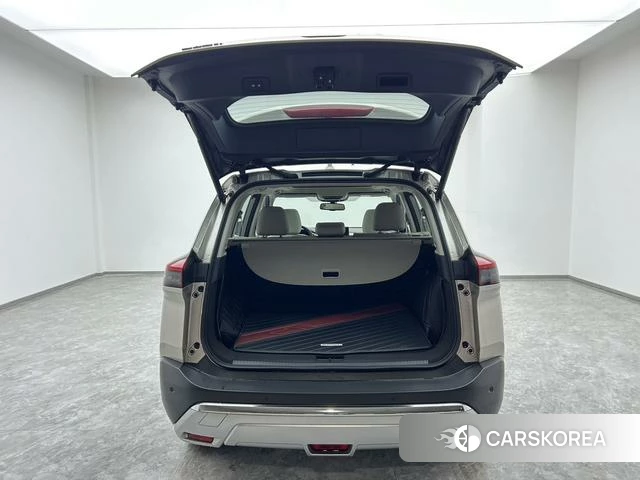 Nissan X-Trail 2021 Шампань из Китая