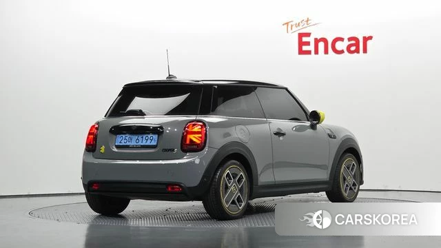 Mini Cooper Electric 2022 Серый из Кореи