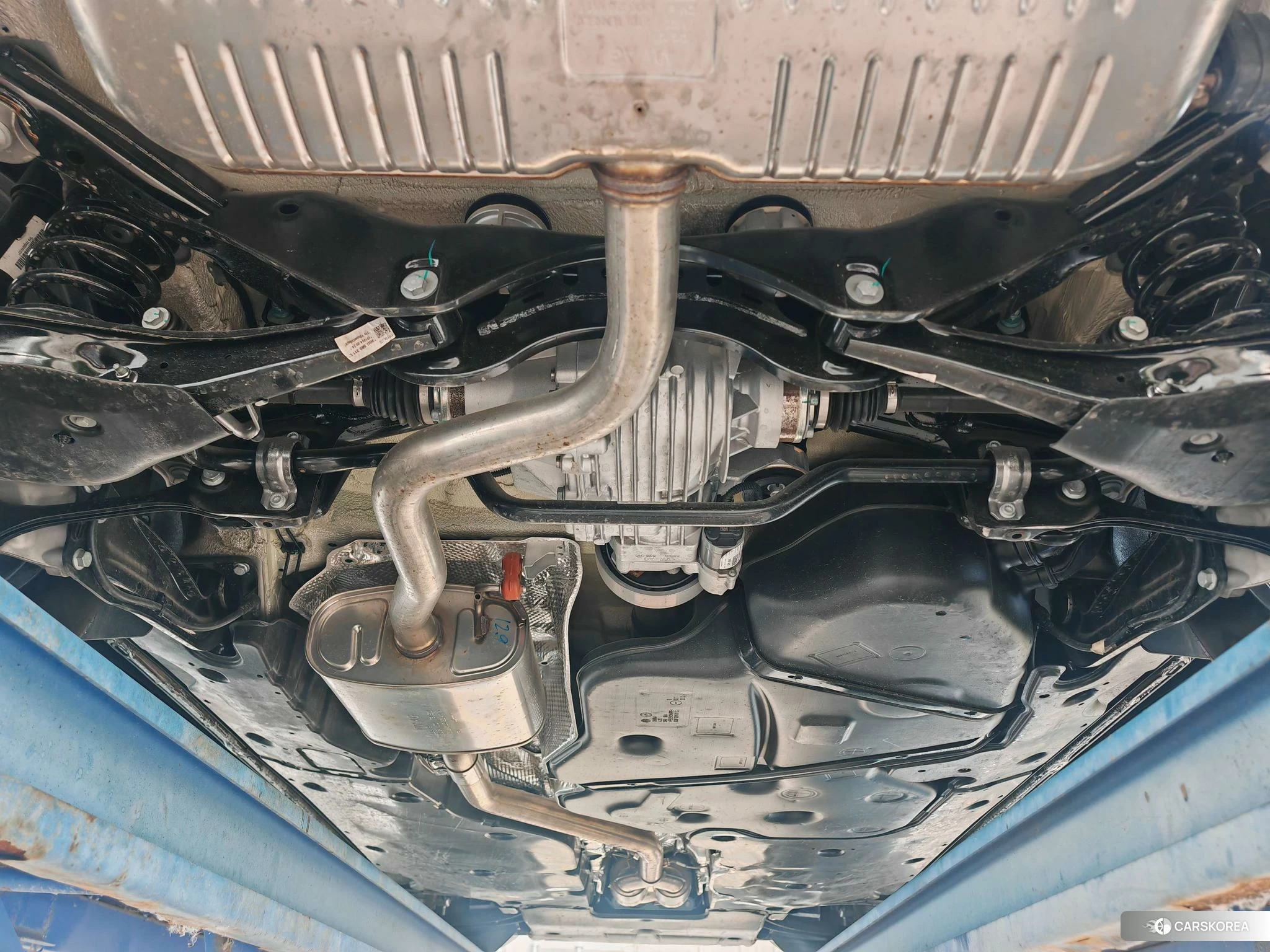 Volkswagen Tavendor 2024 Черный из Китая