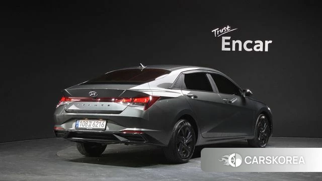 Hyundai Avante (CN7) 2022 Серый из Кореи