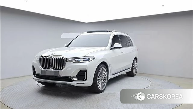 BMW X7 (G07) 2022 Белый из Кореи