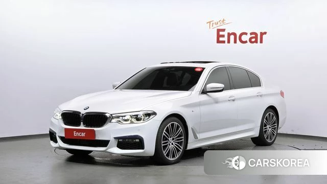 BMW 5 Series (G30) 2018 Белый из Кореи