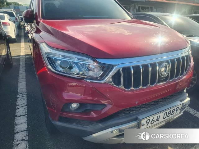 Ssangyong Rexton Sports Cannes 2019 Красный из Кореи