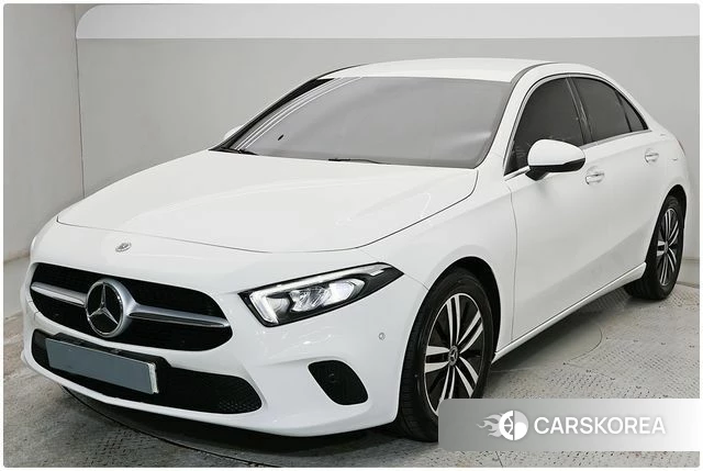 Mercedes-Benz A-Class W177 2021 Белый из Кореи