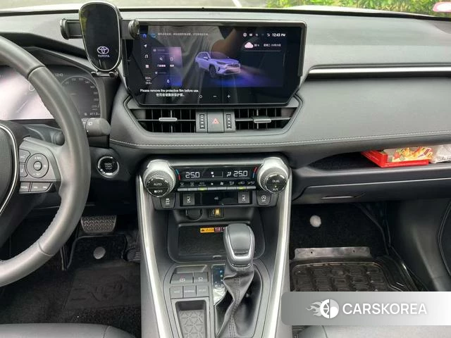 Toyota RAV4 2024 Белый из Китая