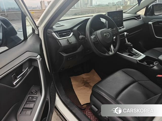 Toyota Wildlander 2021 Белый из Китая
