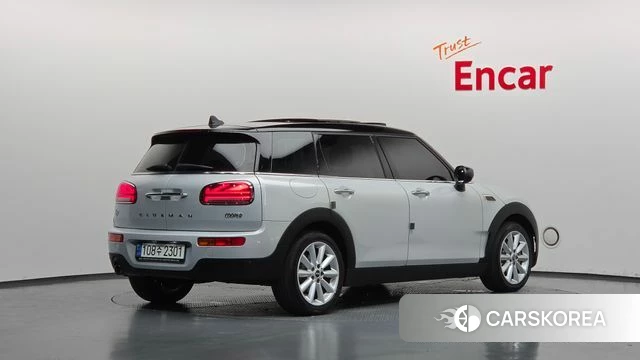 Mini Cooper Clubman 2021 Серебристо-серый из Кореи