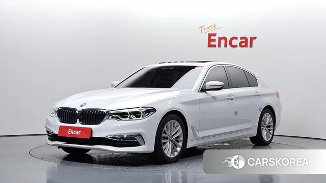 BMW 5 Series (G30) 2018 Белый из Кореи