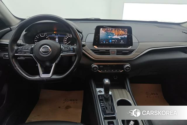 Nissan Altima 2021 Черный из Китая