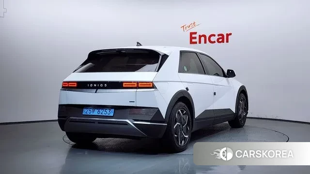Hyundai Ionic 5 2021 Белый из Кореи