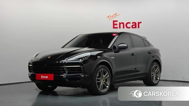 Porsche Cayenne (PO536) 2023 Черный из Кореи