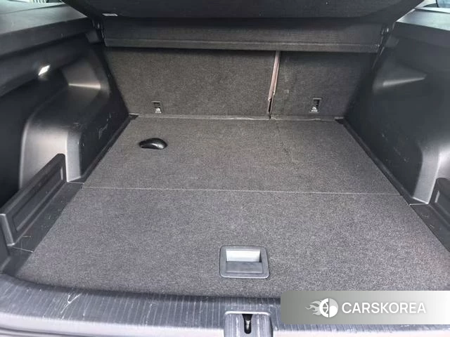 Volkswagen Tavendor 2023 Черный из Китая