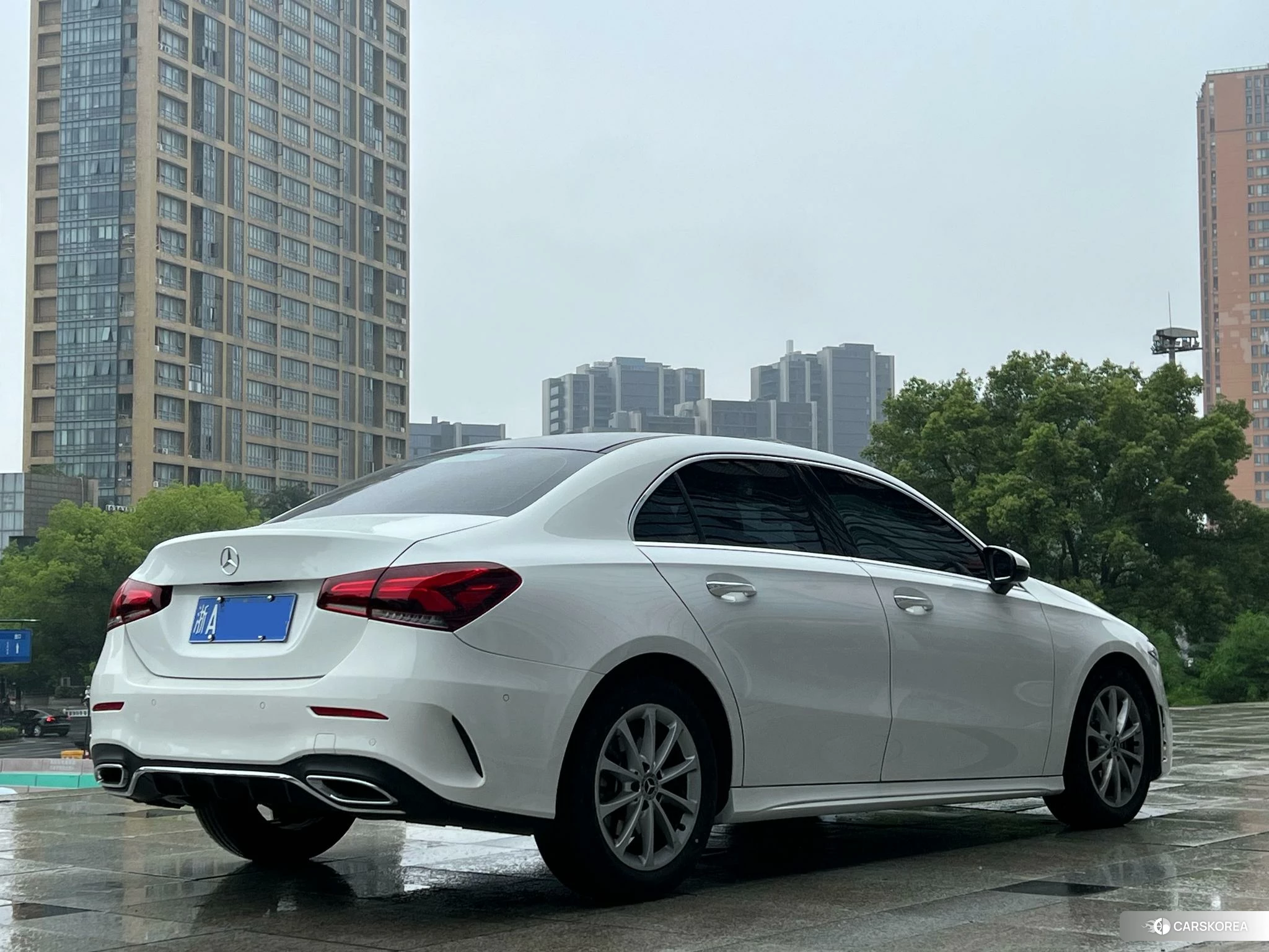 Mercedes-Benz A-Class 2021 Белый из Китая