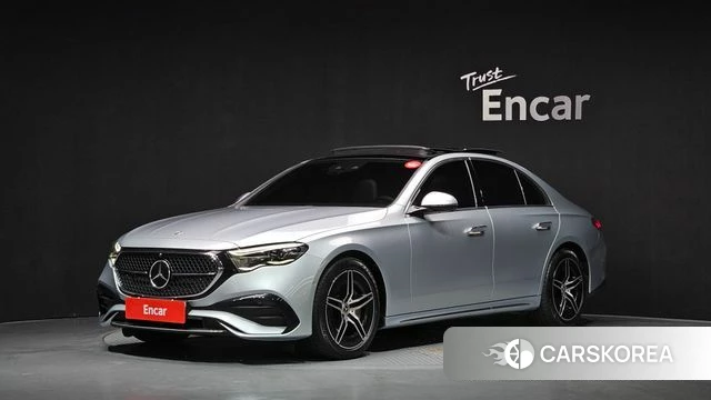 Mercedes-Benz E-Class W214 2024 Серебристо-серый из Кореи