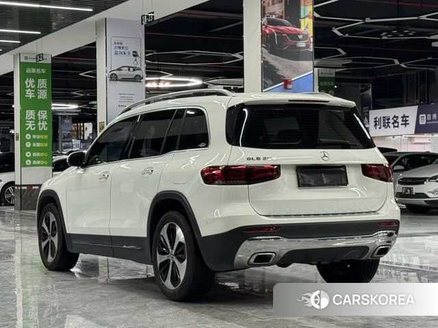 Mercedes-Benz GLB 2021 Белый из Китая