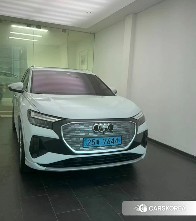 Audi Q4 e-Tron (F4) 2022 Белый из Кореи