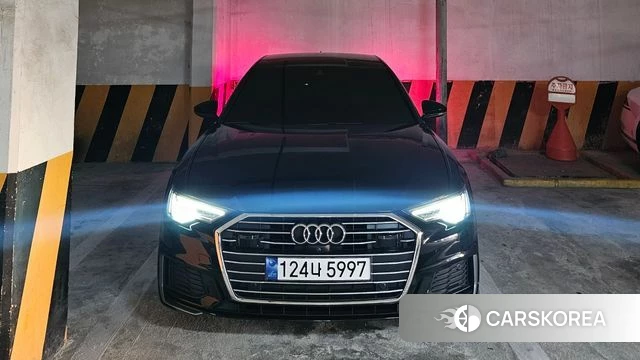 Audi A6 (C8) 2021 Черный из Кореи