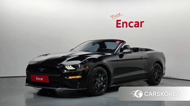 Ford Mustang 2019 Черный из Кореи