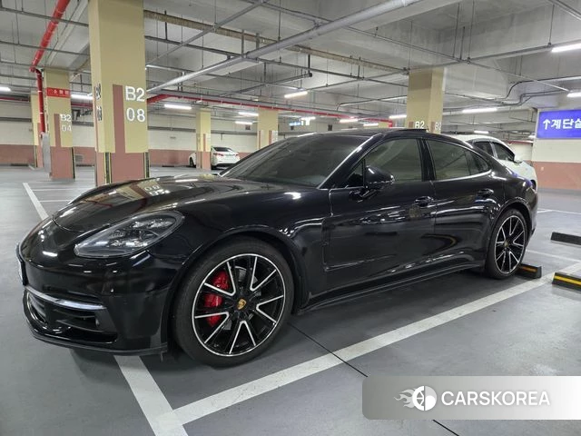 Porsche Panamera (971) 2018 Черный из Кореи