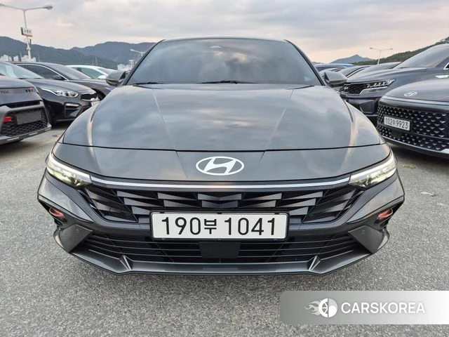 Hyundai The New Avante Hybrid (CN7) 2023 Серый из Кореи