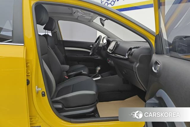 Kia KX1 2021 Желтый из Китая