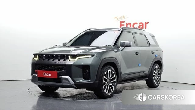 Ssangyong Torres 2023 Темно-зеленый из Кореи