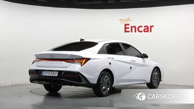 Hyundai The New Avante (CN7) 2025 Белый из Кореи