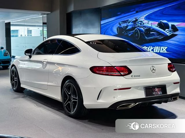 Mercedes-Benz C-class 2021 Белый из Китая