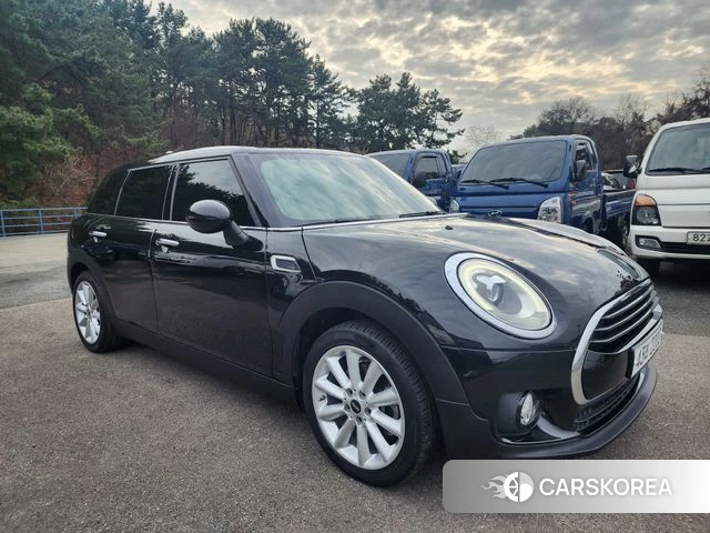 Mini Cooper Clubman 2018 Черный из Кореи