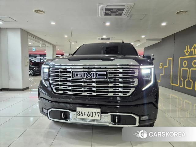 GMC Sierra 2025 Черный из Кореи