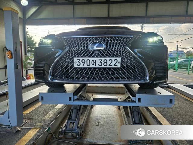 Lexus LS500 5th generation 2019 Черный из Кореи