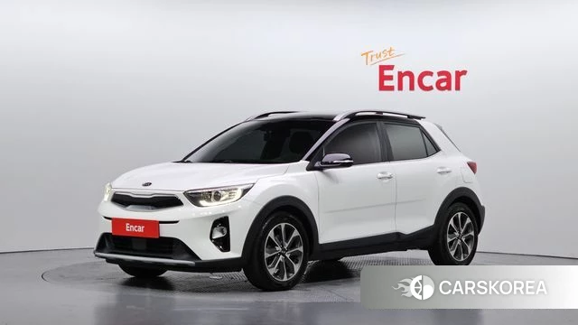 Kia Stonic 2018 Белый из Кореи