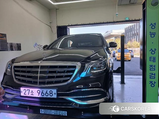 Mercedes-Benz S-Class W222 2018 Черный из Кореи