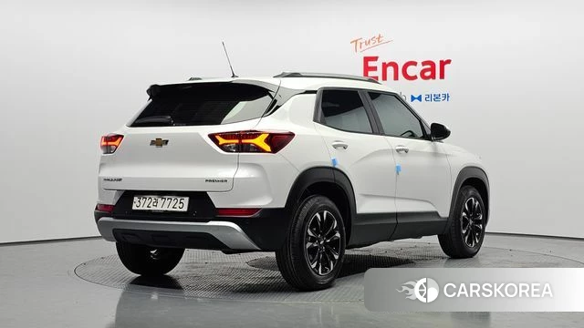 Chevrolet (GM Daewoo) Trailblazer 2022 Белый из Кореи