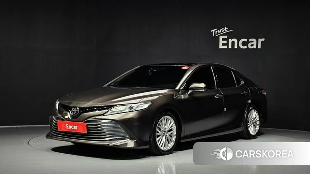 Toyota Camry (XV70) 2019 Коричневый из Кореи