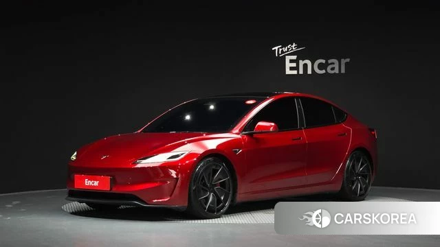 Tesla Model 3 2024 Красный из Кореи