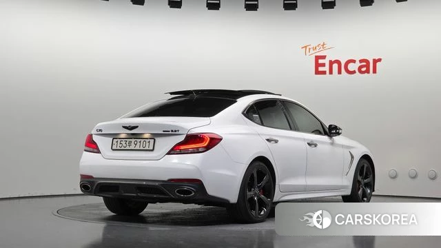 Genesis G70 2018 Белый из Кореи