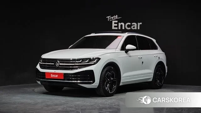Volkswagen Touareg 3rd generation 2024 Белый из Кореи