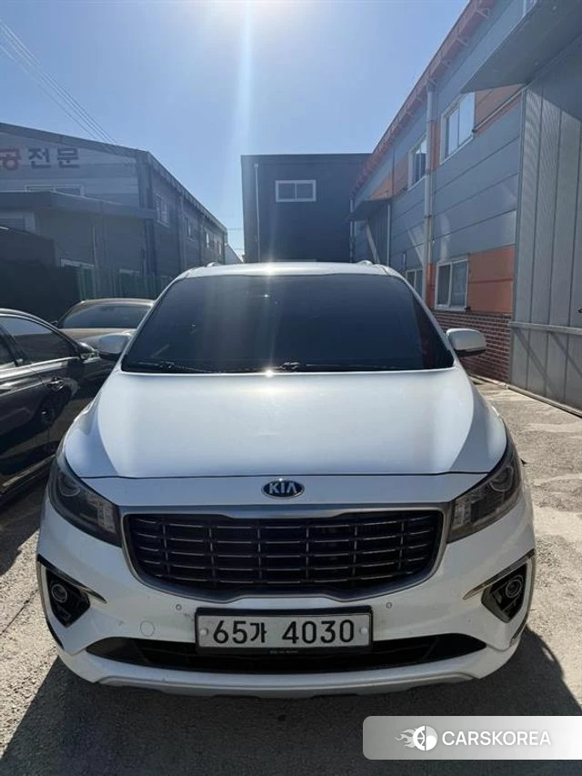 Kia The New Carnival 2018 Белый из Кореи