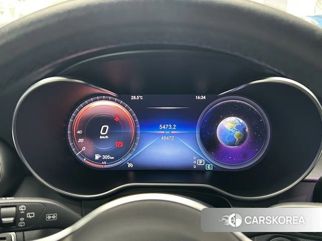 Mercedes-Benz GLC 2021 Белый из Китая
