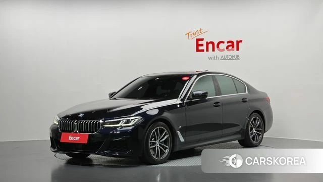 BMW 5 Series (G30) 2023 Черный из Кореи