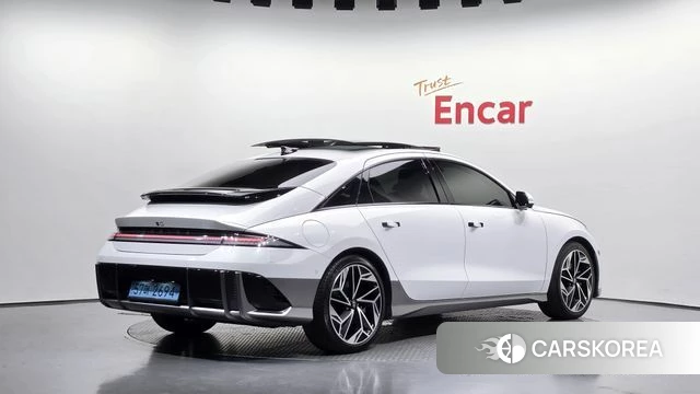 Hyundai Ionic 6 2023 Белый из Кореи