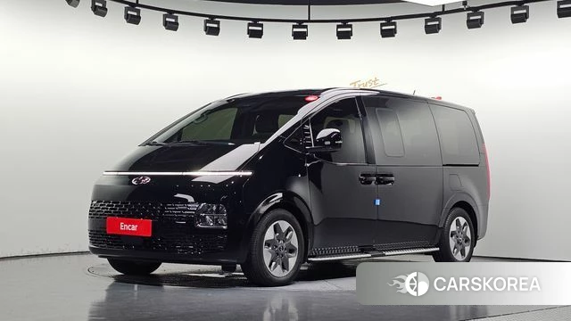 Hyundai Staria 2023 Черный из Кореи