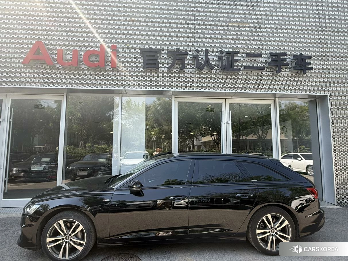 Audi A6 2021 Черный из Китая